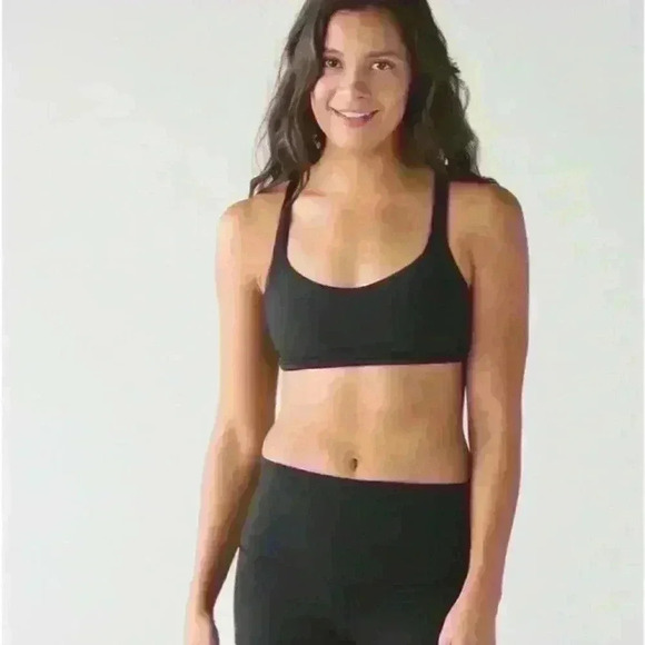 Lululemon Free  To Be Zen Bra
Black size: 10 - Picture 1 of 6
